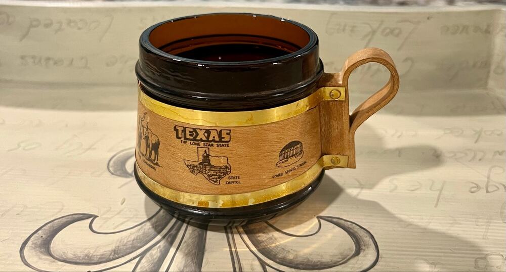 Vintage Texas Amber and Wood Coffee Mug. Mid Century.  Collectables B14